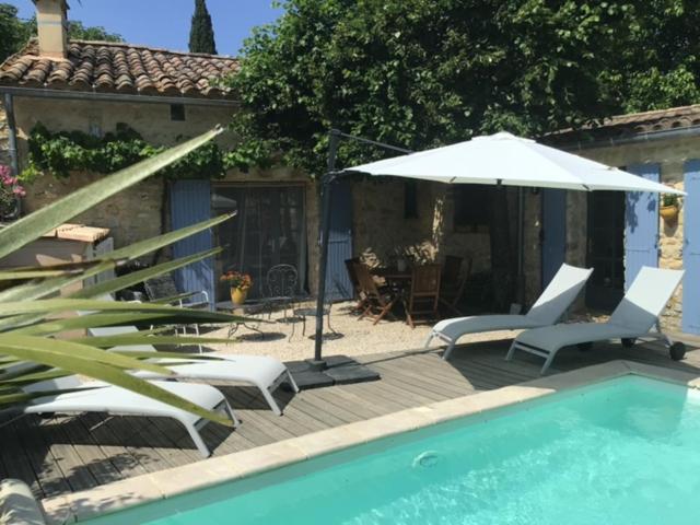 Maison De Plain Pied Pour 4 Pers Piscine Lussan Lussan  Kültér fotó