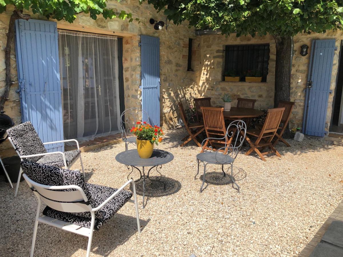 Maison De Plain Pied Pour 4 Pers Piscine Lussan Lussan  Kültér fotó